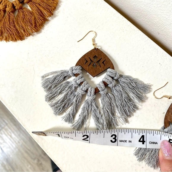 Rustic fringe boho statement earrings w macrame/hippy/cottage core vibe - Picture 9 of 9